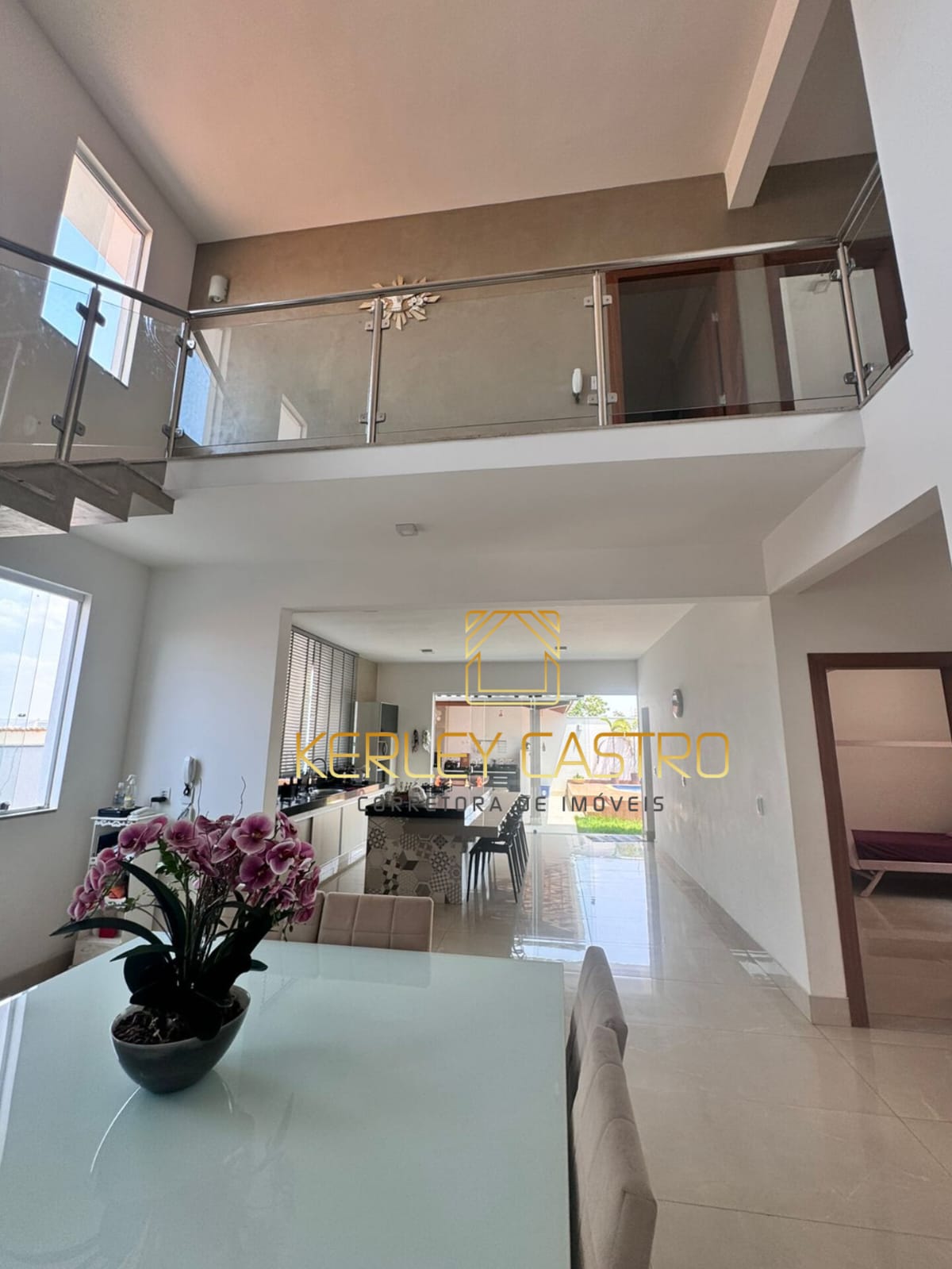 VENDO CASA C/ PISCINA- J. ARIZONA - Sete Lagoas,MG